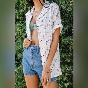House of Sunny | Tops | House Of Sunny Day Tripper Button Down